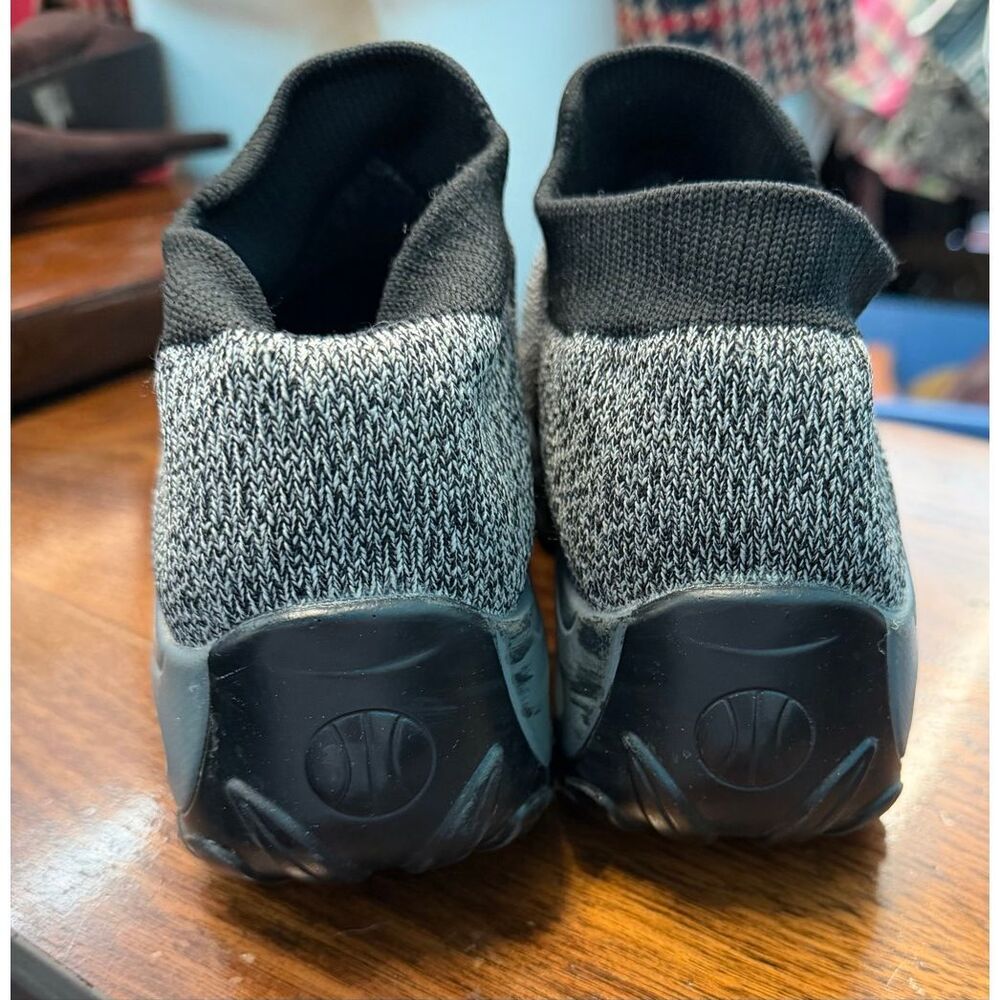 Gray Knit Breathable Slip On Sneakers Women’s Size 9 - Picture 6 of 8